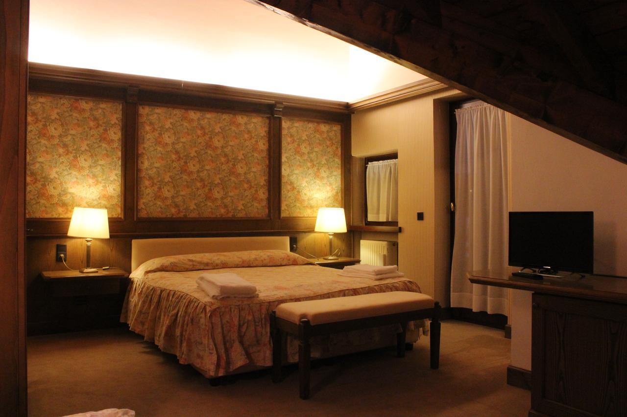 Hotel La Lepre Bianca ガッリオ エクステリア 写真