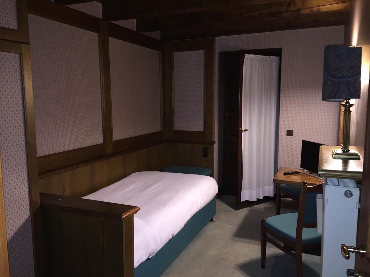 Hotel La Lepre Bianca ガッリオ エクステリア 写真