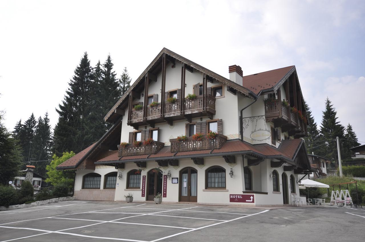 Hotel La Lepre Bianca ガッリオ エクステリア 写真