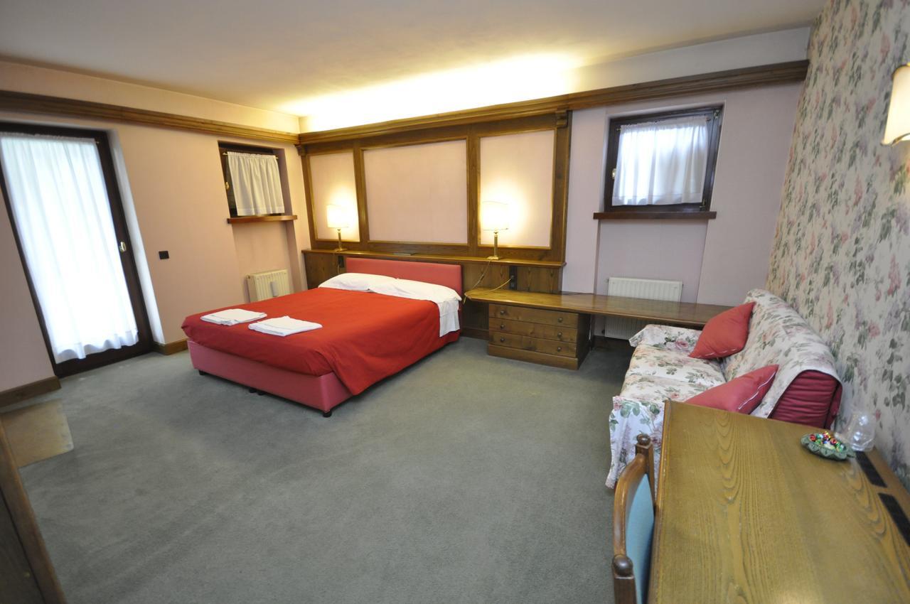 Hotel La Lepre Bianca ガッリオ エクステリア 写真