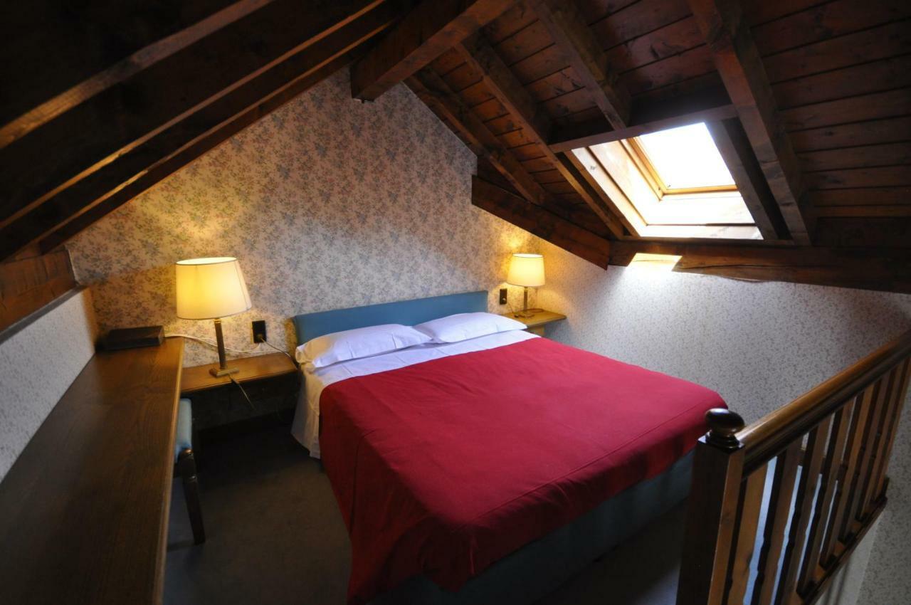 Hotel La Lepre Bianca ガッリオ エクステリア 写真