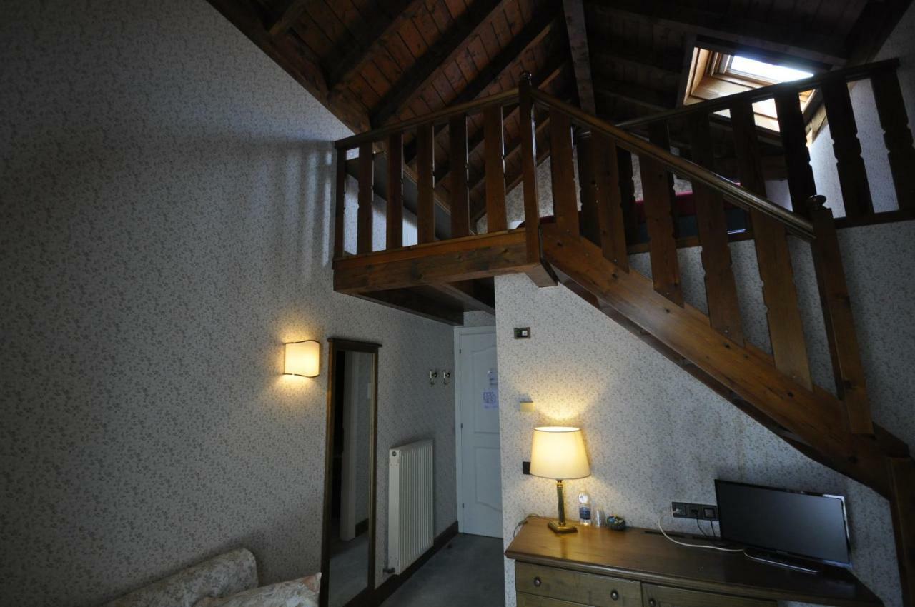 Hotel La Lepre Bianca ガッリオ エクステリア 写真